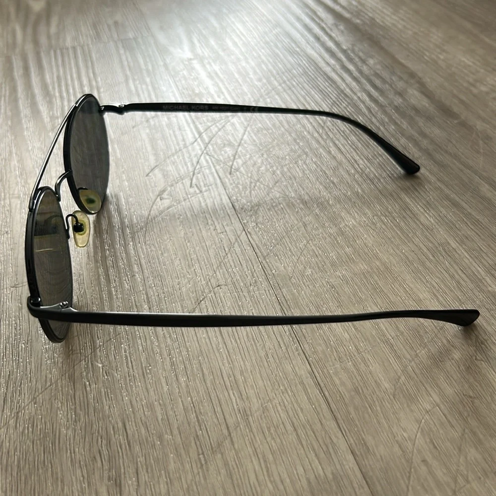 Michael Kors MK1021 (Lon) Sunglasses
